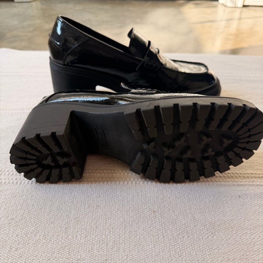 Seychelles Black Patent Chunky Lug Sole Loafers Platform Heels Women’s 11 - Picture 3 of 12